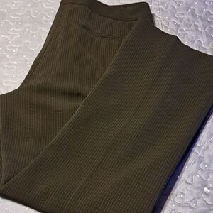 Signature by Larry Levine Black lined pants size 14